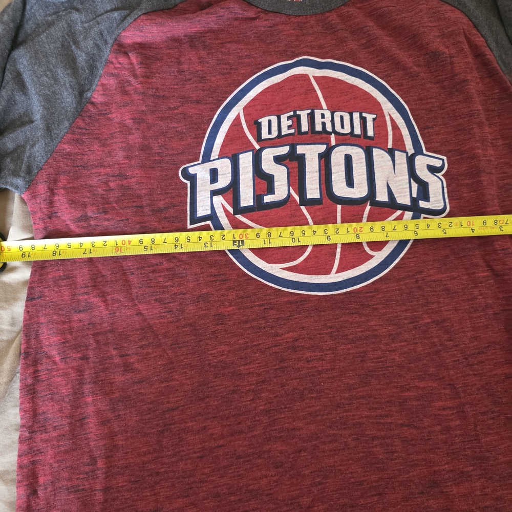 Detroit Pistons Raglan 3/4 Tee – NBA Majestic – Boys XL / Men’s S - Picture 4 of 4